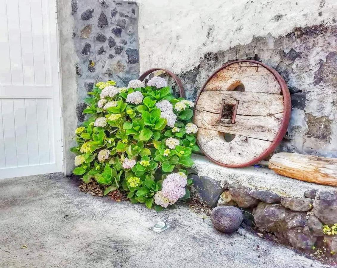 Casinha De Pedra